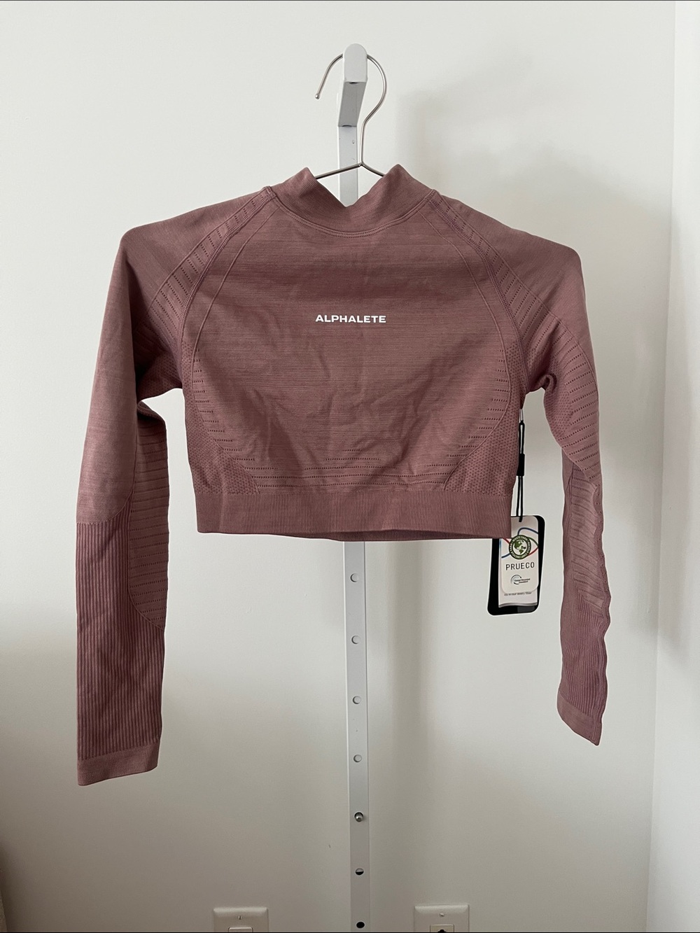 Alphalete Cropped Mockneck Long-Sleeve Seamless Top